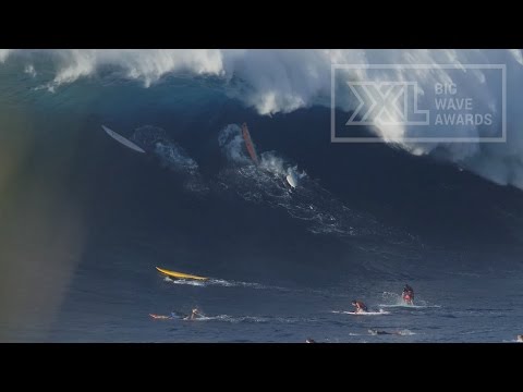 Caught inside at Jaws on Jan 21, 2015 - XXL Big Wave Awards Moment