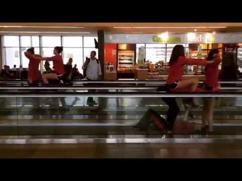 UofL Swim &amp; Dive Airport Shenanigans
