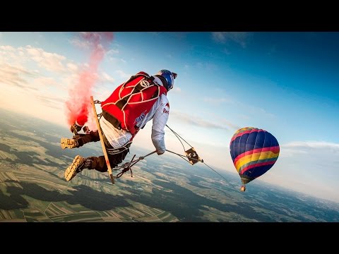 Skydivers Play on the ULTIMATE Mega Swing