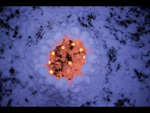 Building a snow lantern [4k]