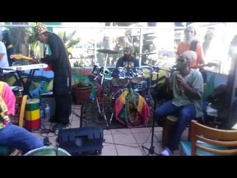 Stevie Wonder Sings Bob Marley with Lesterfari and Kings Music
