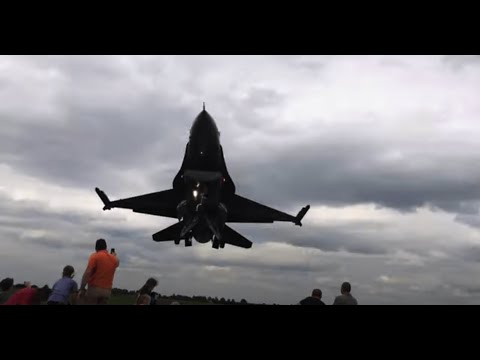 Turkish F16 ALMOST HITS PLANE SPOTTERS at Waddington airshow