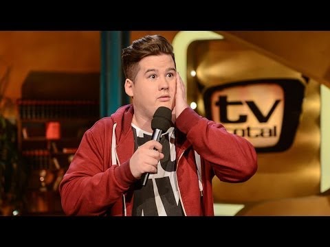 Ãber Randgruppen lachen? Darf er das? - Chris Tall bei TV total