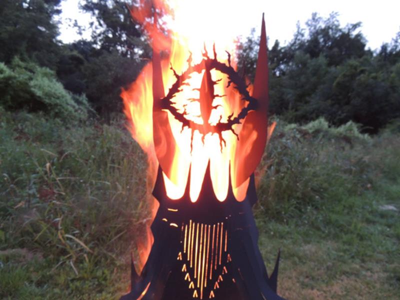 Saurons Barad-dûr aus Mordor als Feuerschale