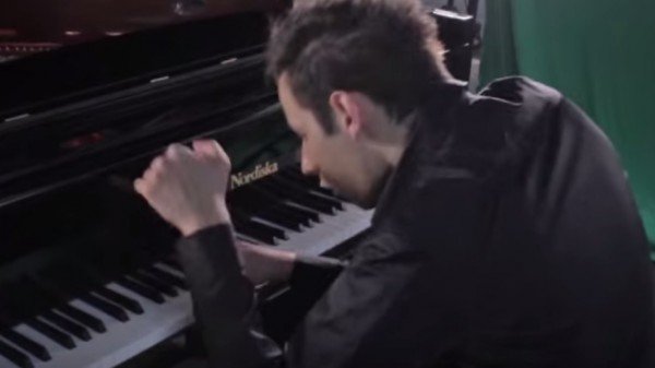 Krasse Piano-Nummer: Bence Peter covert Michael Jackson
