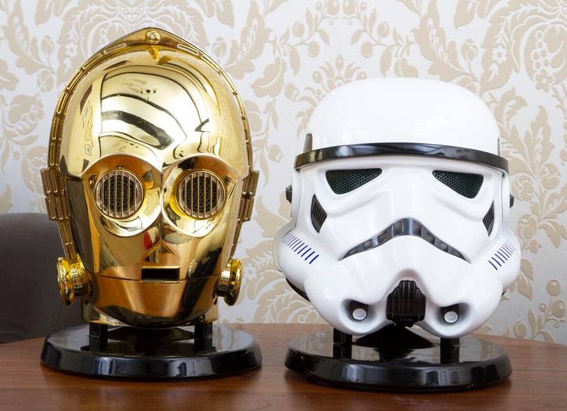 star-wars-audio-system-gold-plated-C3PO-stormtrooper-heads-designboom-06