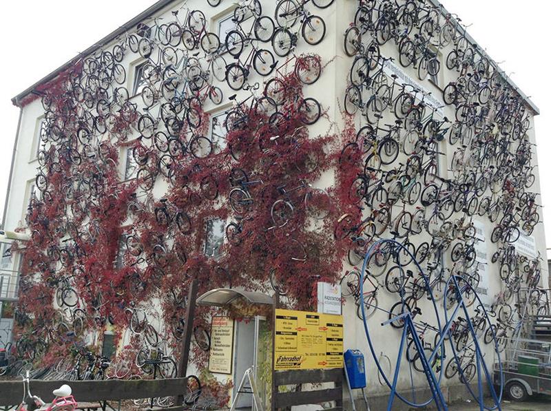 wallofbicycles-4-900x672