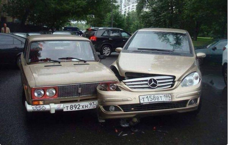 Warum man sich nicht mit einem Lada anlegen sollte