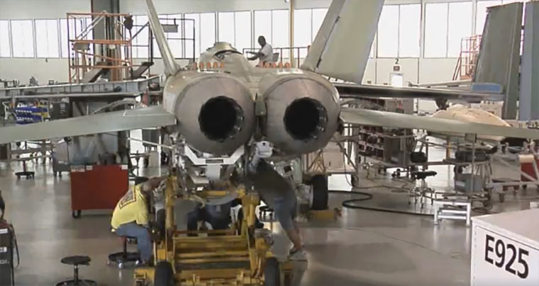 F/A-18F Super Hornet im Zeitraffer zusammenbauen