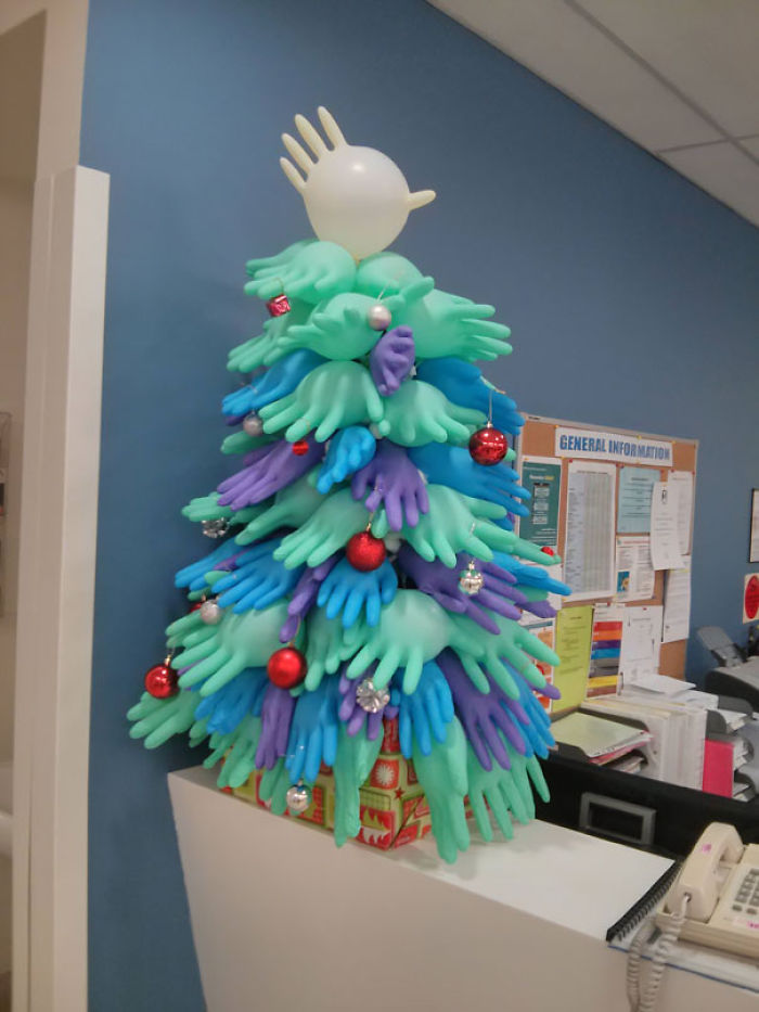 hospital-christmas-decorations-9__700
